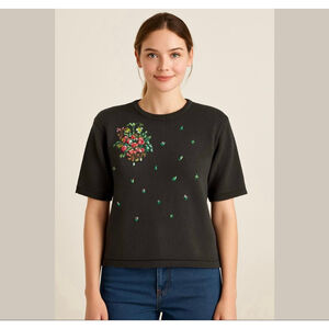 VINTAGE Susan Bristol hand Embroidered cotton blend knit short sleeves top Sz L